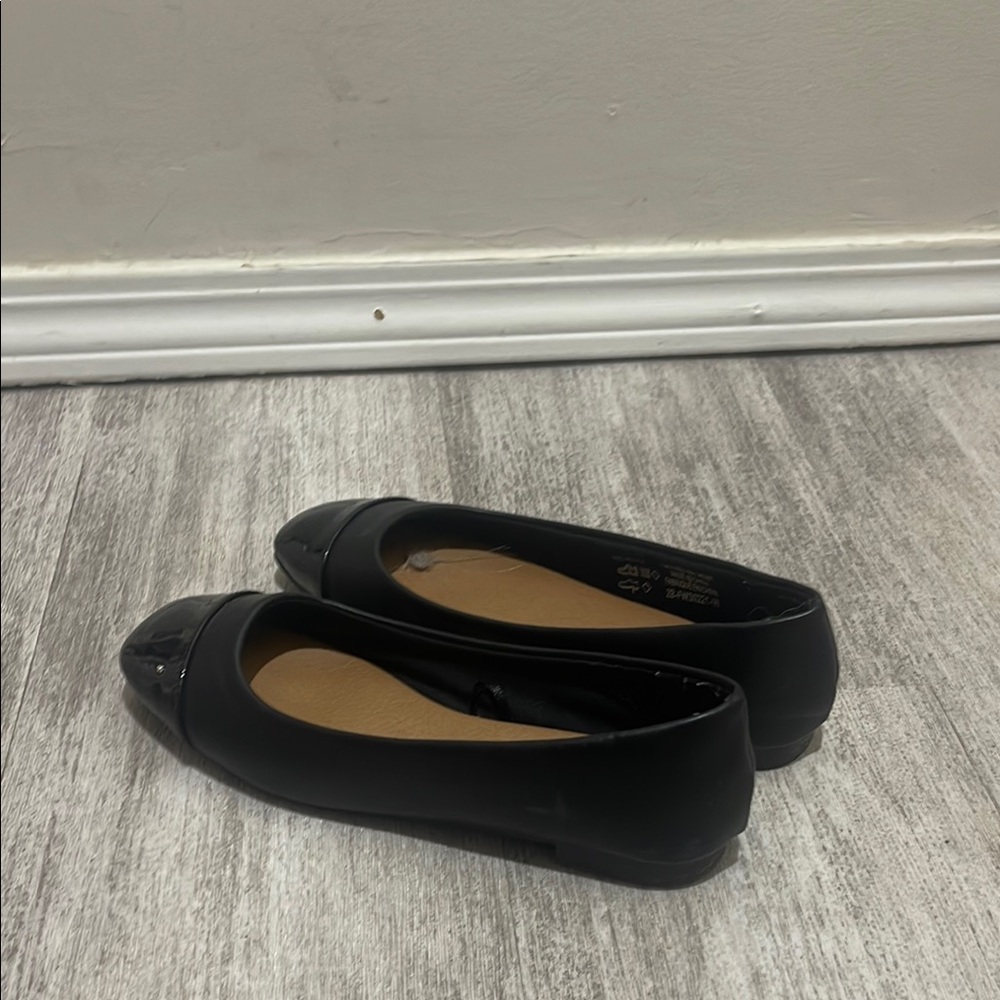 Black flats
